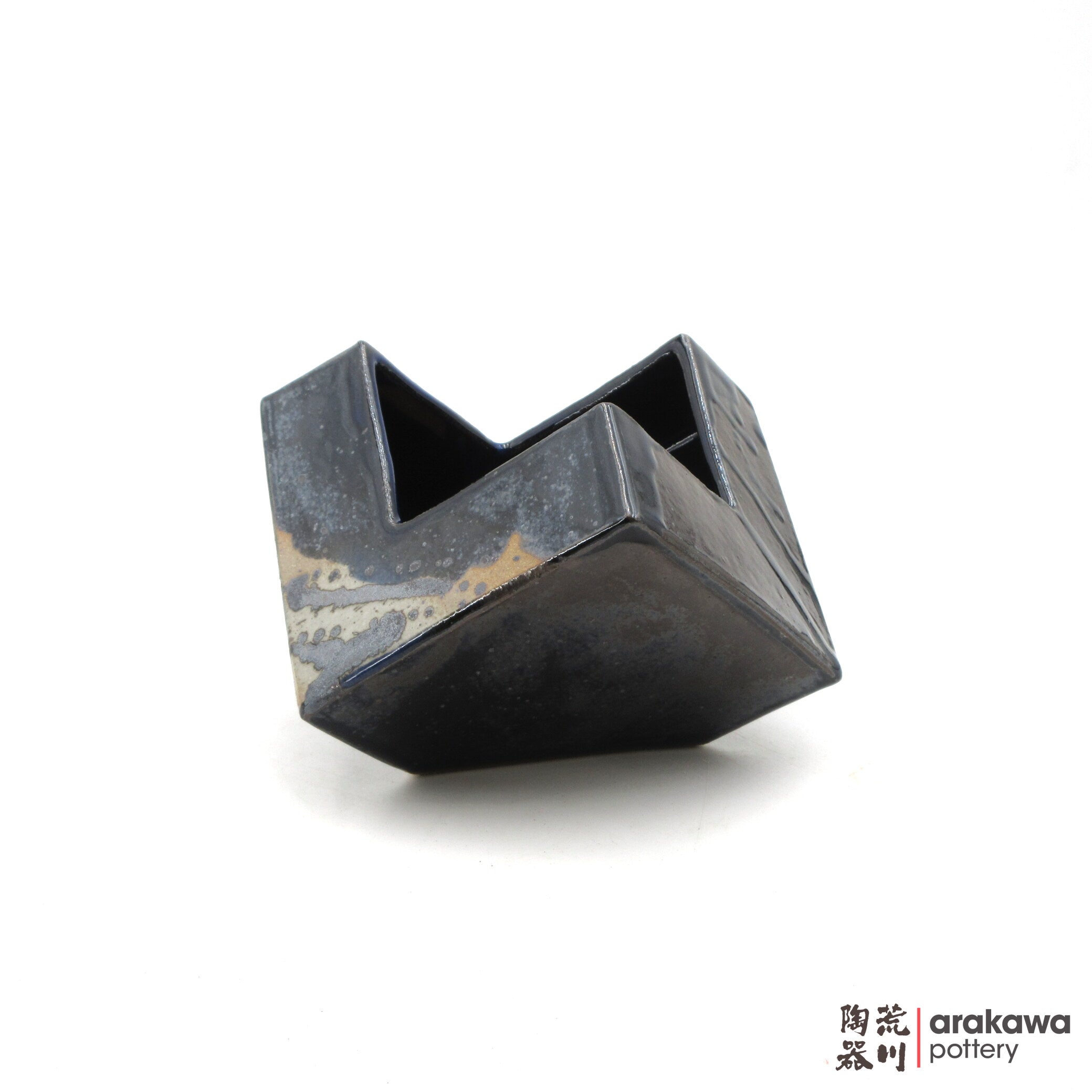 Handmade Ikebana Container Cube 5ﾔ 0119-030 made by Thomas Arakawa and Kathy Lee-Arakawa at Arakawa Pottery
