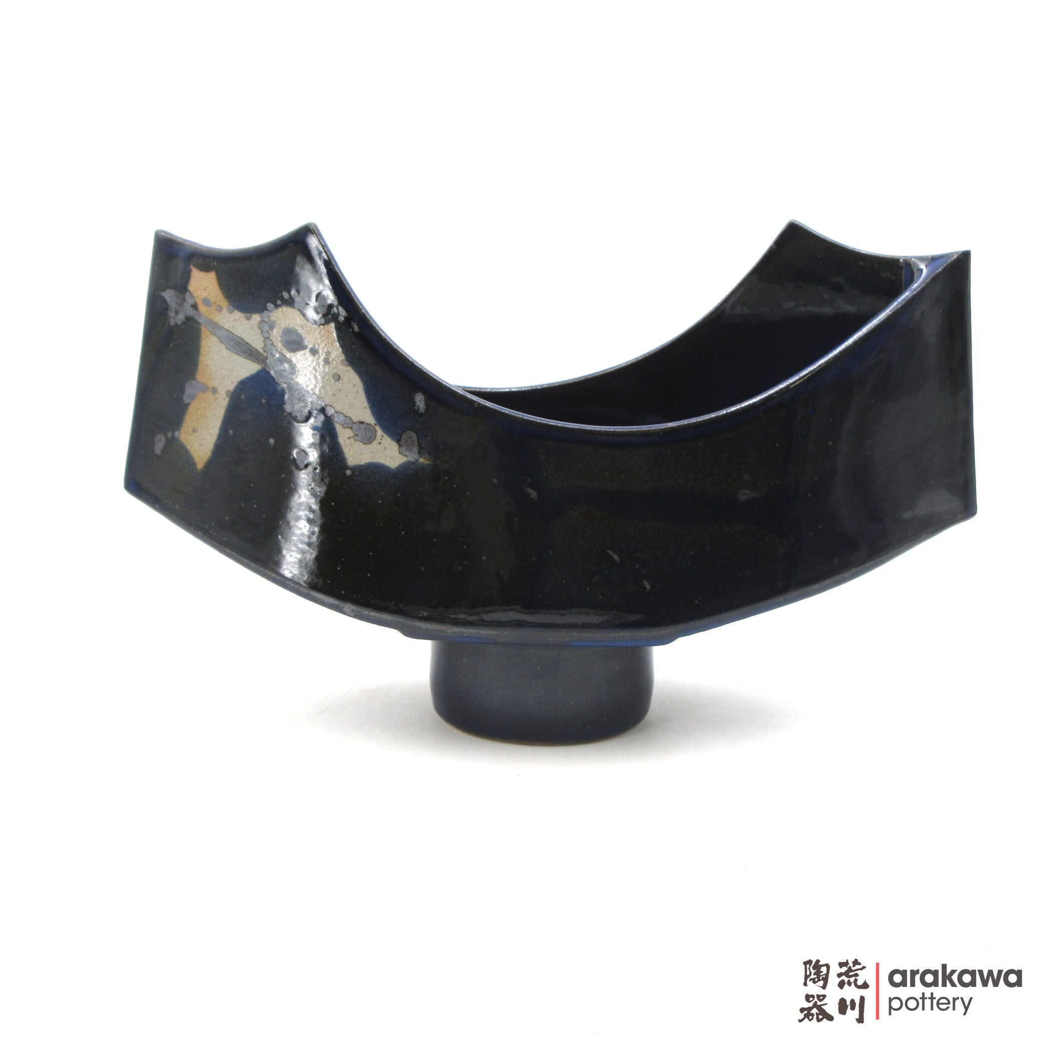 Handmade Ikebana Container Bull Comport 0220-005 made by Thomas Arakawa and Kathy Lee-Arakawa at Arakawa Pottery