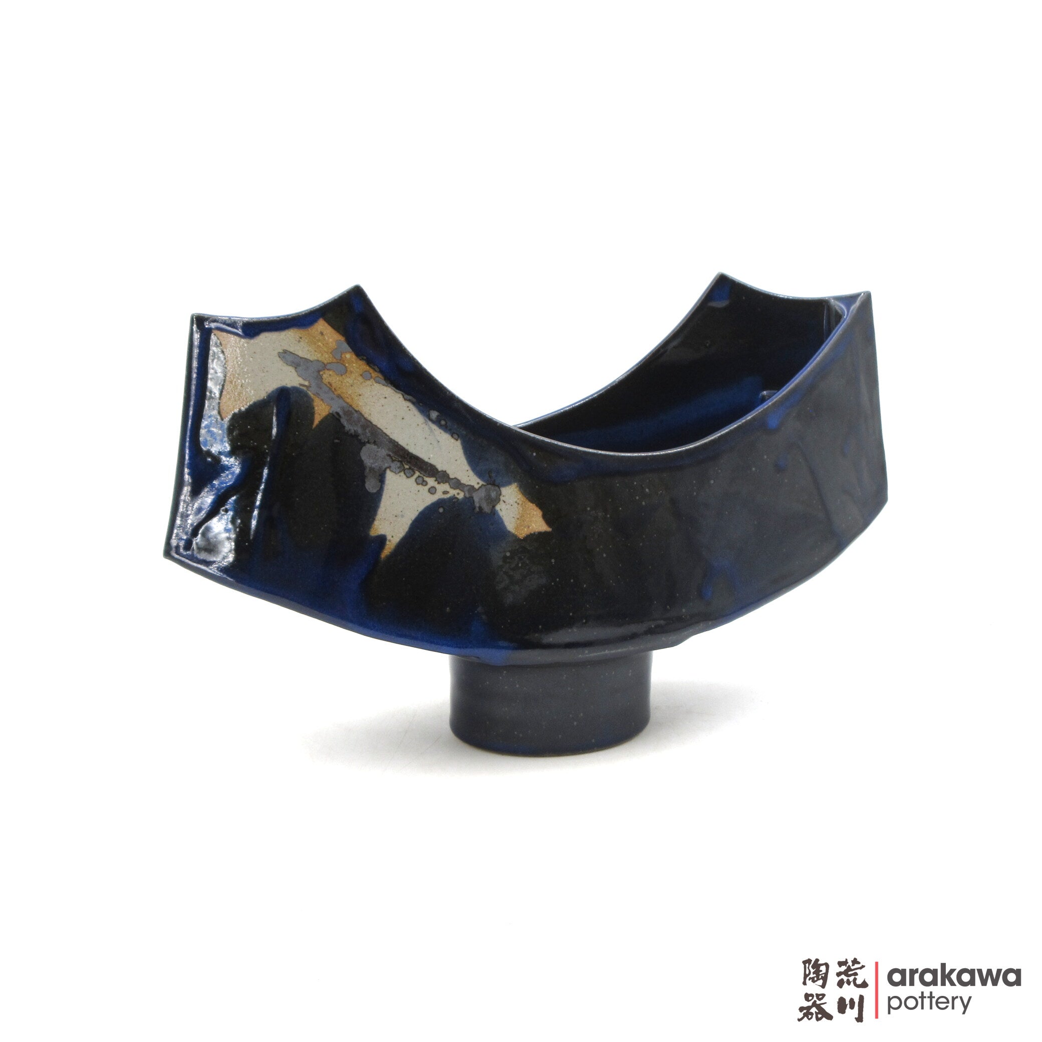 Handmade Ikebana Container Bull Comport 0220-006 made by Thomas Arakawa and Kathy Lee-Arakawa at Arakawa Pottery
