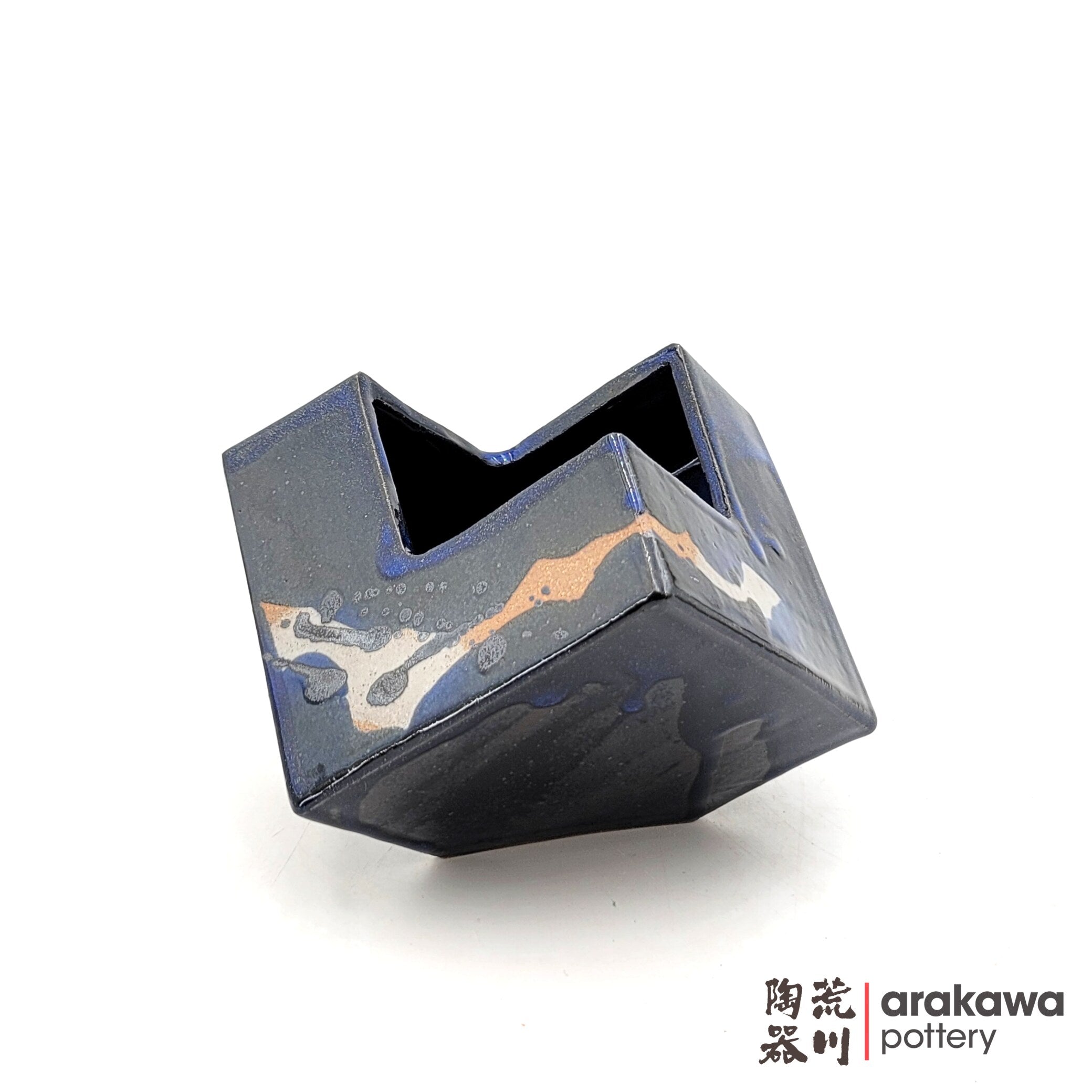Handmade Ikebana Container Cube 5ﾔ 0220-022 made by Thomas Arakawa and Kathy Lee-Arakawa at Arakawa Pottery