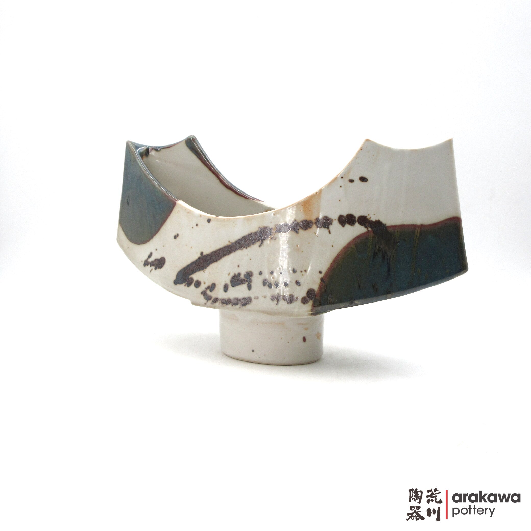 Handmade Ikebana Container Bull Comport 0319-008 made by Thomas Arakawa and Kathy Lee-Arakawa at Arakawa Pottery