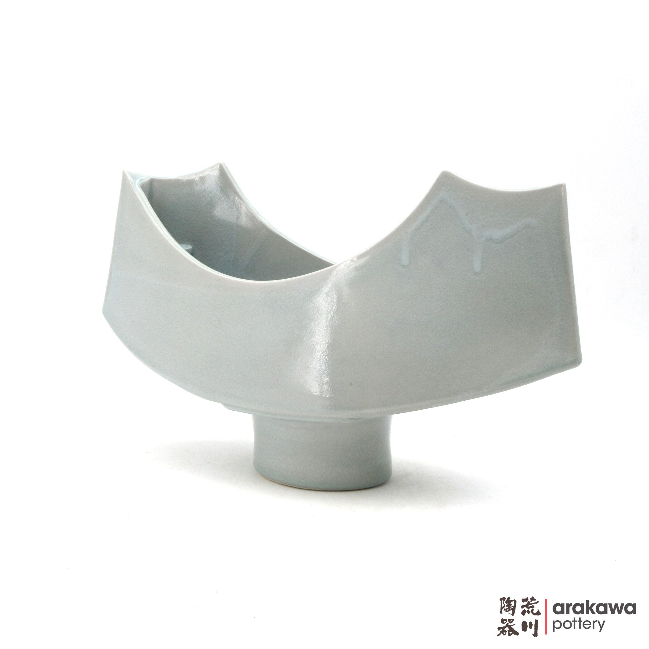 Handmade Ikebana Container Bull Comport 0421-005 made by Thomas Arakawa and Kathy Lee-Arakawa at Arakawa Pottery