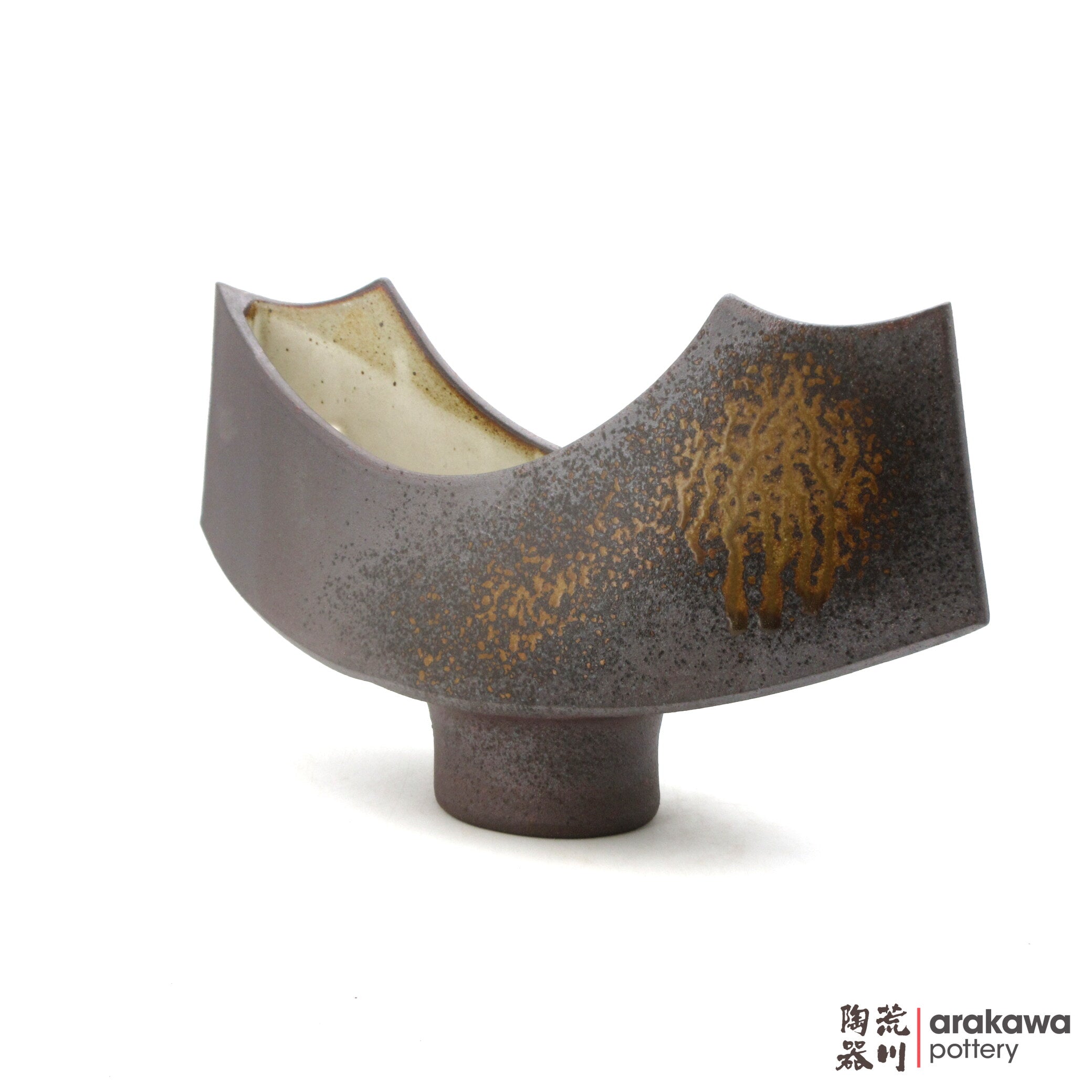 Handmade Ikebana Container Bull Comport 0421-008 made by Thomas Arakawa and Kathy Lee-Arakawa at Arakawa Pottery