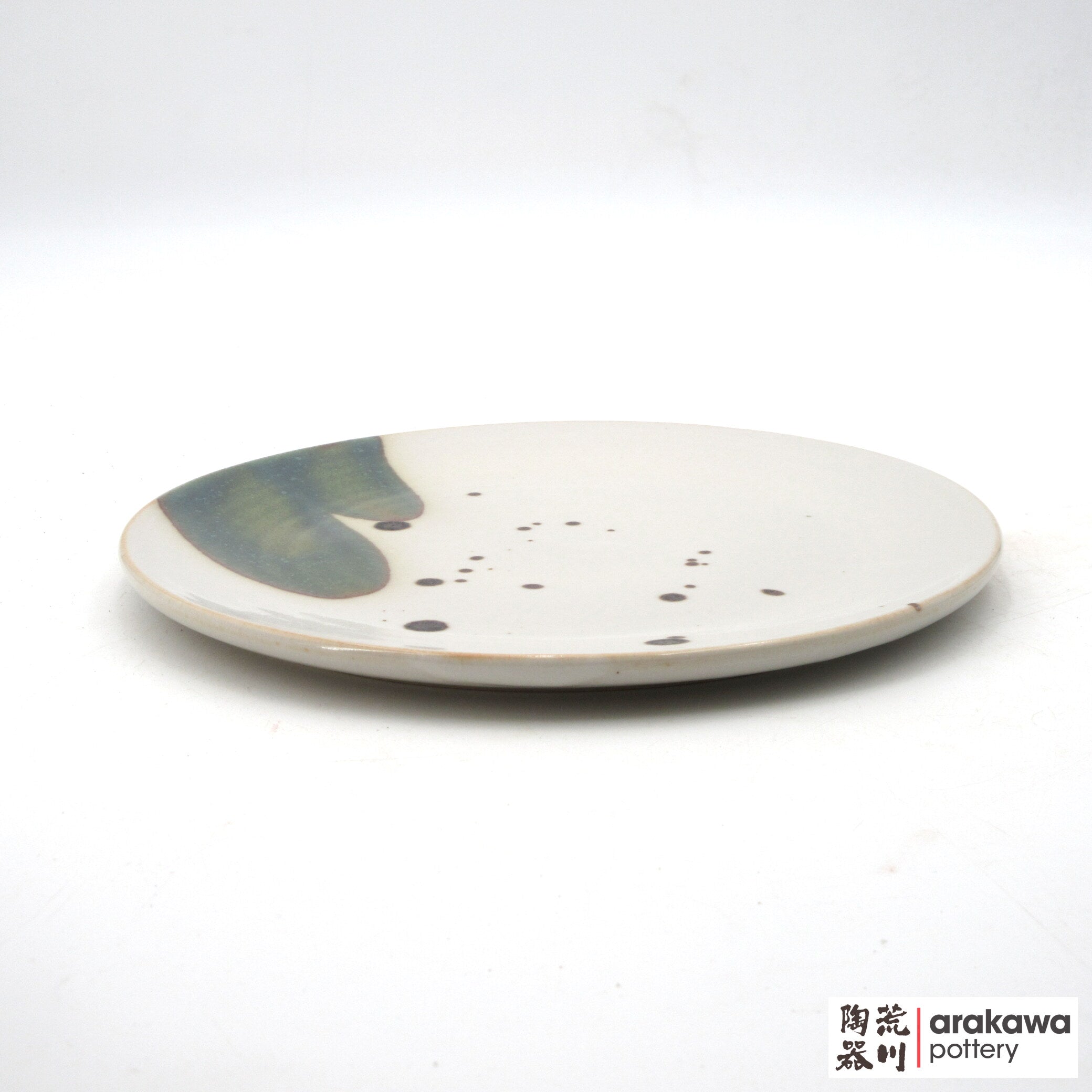 Handmade Dinnerware 8” Plate 0714-190 made by Thomas Arakawa and Kathy Lee-Arakawa at Arakawa Pottery