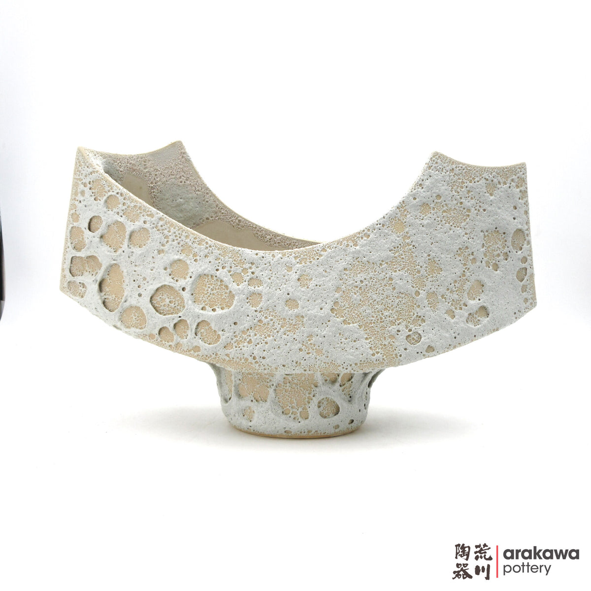 Handmade Ikebana Container Bull Comport 26-1013-001 made by Thomas Arakawa and Kathy Lee-Arakawa at Arakawa Pottery