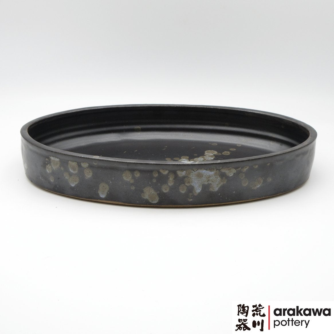Handmade Ceramic Ikebana Container: Oval Suiban (M) - Black Glaze