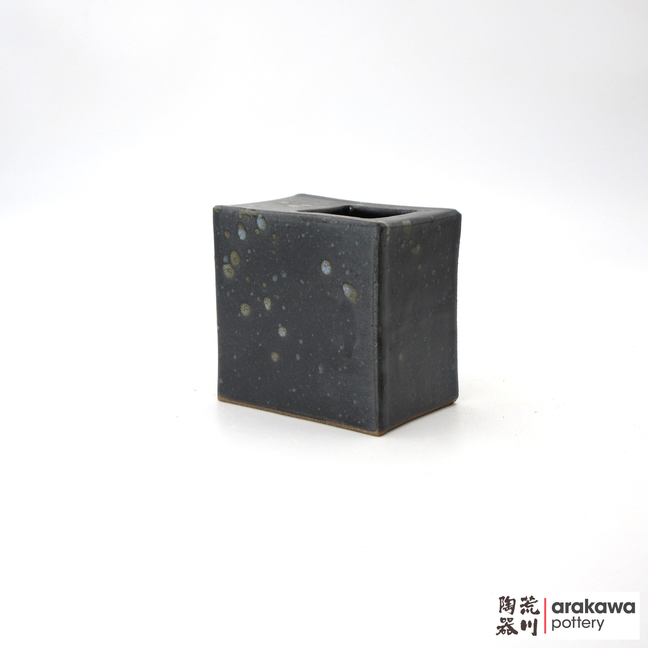Handmade Ikebana Container 4ﾔ Square Vase 1106-046 made by Thomas Arakawa and Kathy Lee-Arakawa at Arakawa Pottery